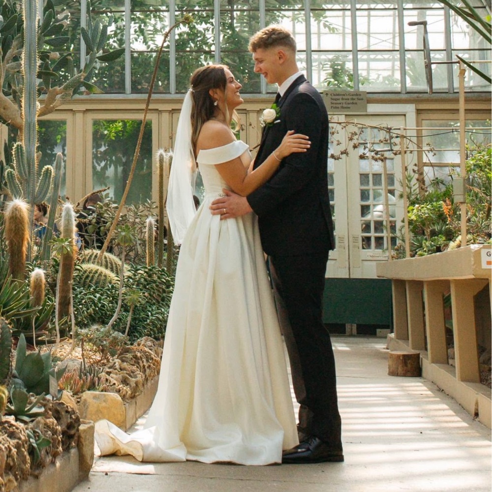 Wedding Dress David's Bridal Off-Shoulder Cream Satin Gown - Picture 2 of 8
